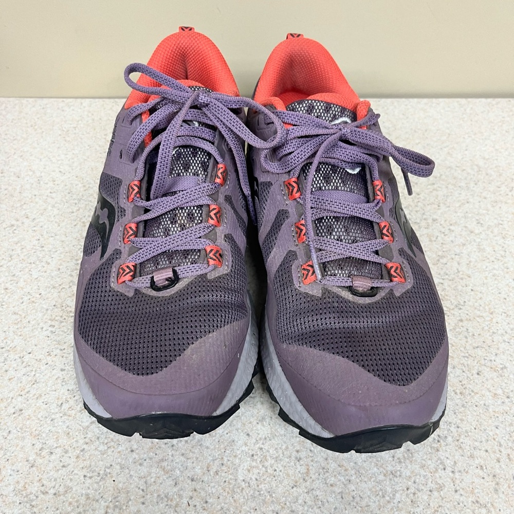 Saucony Women's Athletic Shoes in Purple and Red
